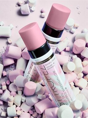 St. Tropez  Whipped Marshmallow Self Tan Bronzing Mousse - 2 Bottles + 1 Free!